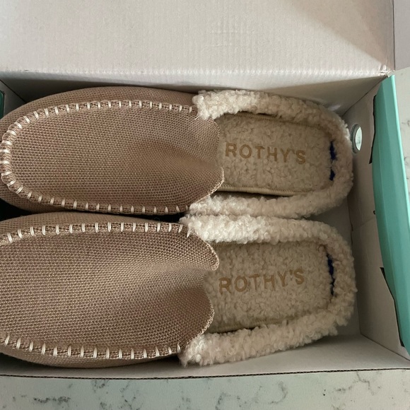 ankis Shoes - Rothy’s brand new size 9